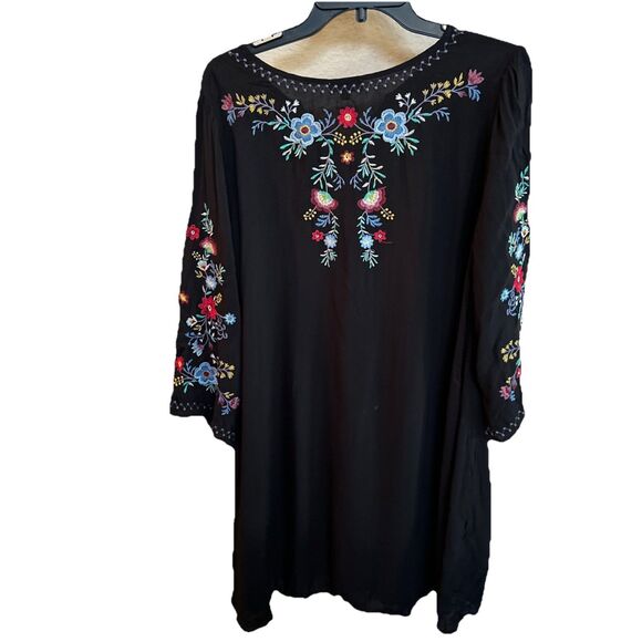 Umgee Tunic Blouse Floral Embroidered Round High Collar 3/4 Sleeves Large - Picture 2 of 6